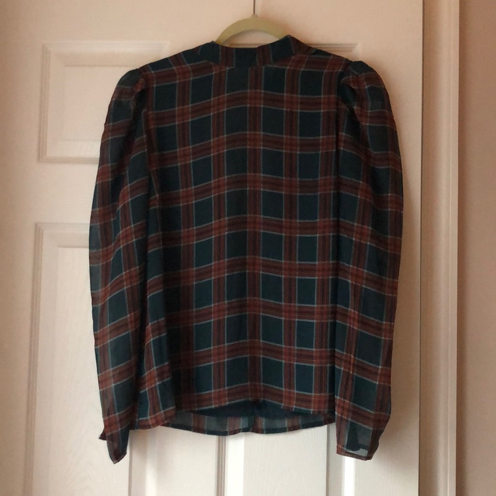 High neck shirt